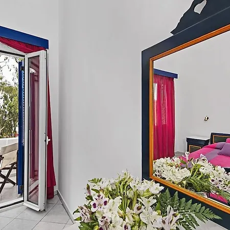 Hotel Eucalyptus Mesariá