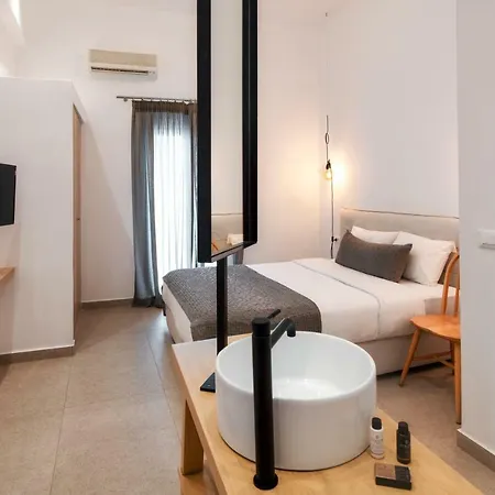 Eucalyptus Hotel 2*
